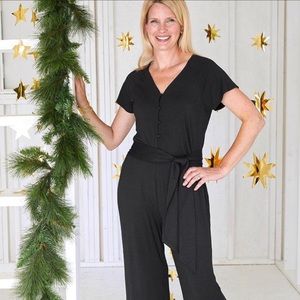 Matilda Jane women’s black romper Shortsleeve